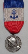 Médailles d'Honneur des Marins du Commerce. Attribuée, 1913. Argent, +boite