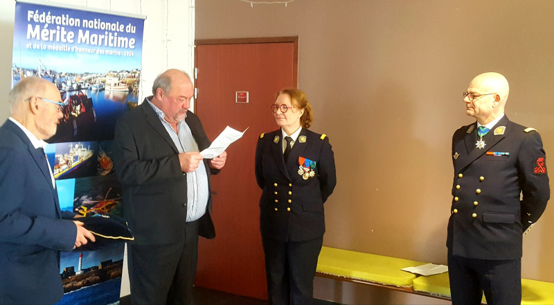 ©Eric Berthou : Guy Jourden adresse ses remerciements pour cette décoration individuelle et collective à la fois.