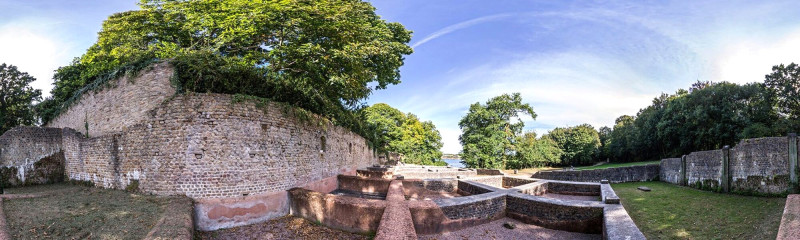 © Photo Ville de Douarnenez : Vestiges gallo-romains datant de 1 siècle après JC. Ces cuves à garum du site de Plomarc'h à Douarnenez sont les plus grandes d'Europe.
