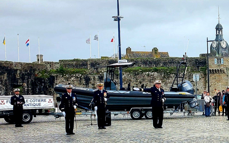 © Photo Marine nationale : Semi rigide de patrouille de l'escouade de réserve côtière de Concarneau.