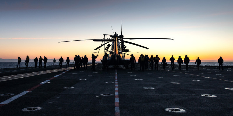 © Photo Ewan Lebourdais : Drôle de cueillette opération de nettoyage sur le pont du Charles de Gaulle opération Fanal 2018